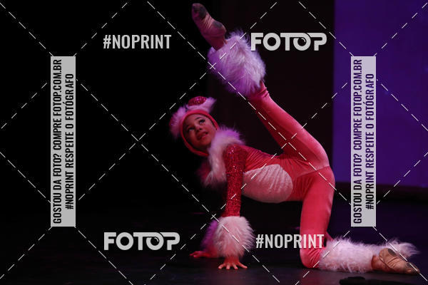 Buy your photos of the eventFORMATURA LILIAN GUMIEIRO on Fotop