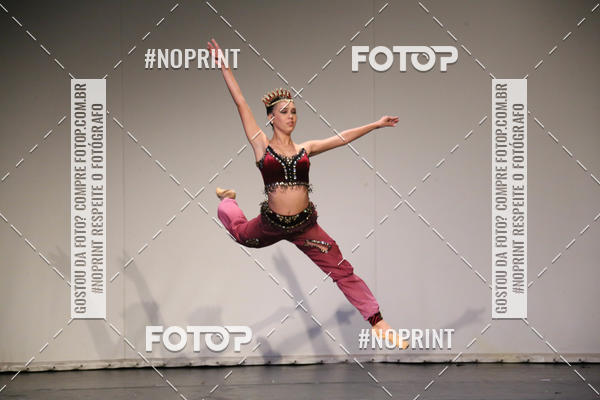Buy your photos of the eventFORMATURA LILIAN GUMIEIRO on Fotop