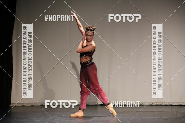 Buy your photos of the eventFORMATURA LILIAN GUMIEIRO on Fotop