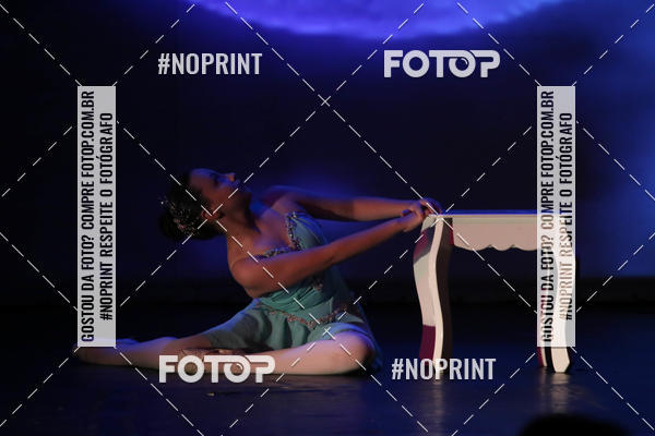 Buy your photos of the eventFORMATURA LILIAN GUMIEIRO on Fotop