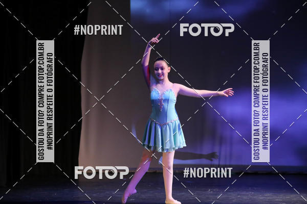 Buy your photos of the eventFORMATURA LILIAN GUMIEIRO on Fotop