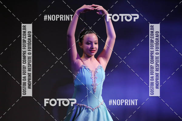 Buy your photos of the eventFORMATURA LILIAN GUMIEIRO on Fotop