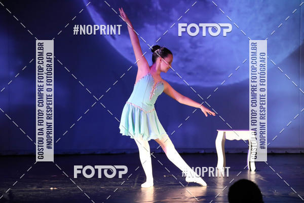 Buy your photos of the eventFORMATURA LILIAN GUMIEIRO on Fotop