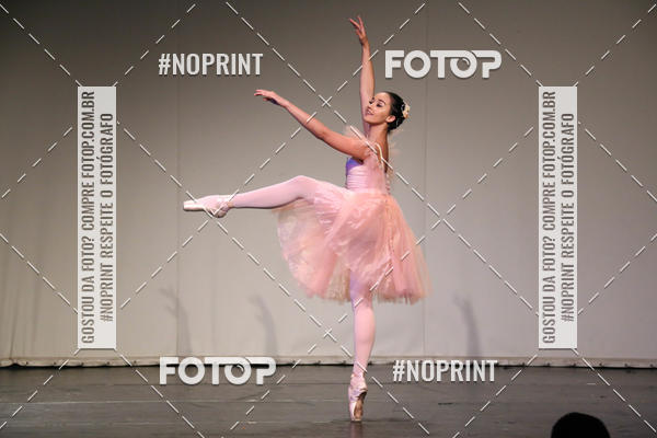Buy your photos of the eventFORMATURA LILIAN GUMIEIRO on Fotop