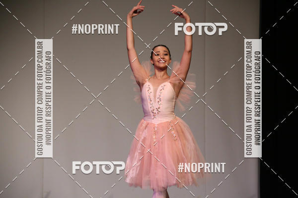 Buy your photos of the eventFORMATURA LILIAN GUMIEIRO on Fotop