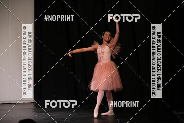 Buy your photos of the eventFORMATURA LILIAN GUMIEIRO on Fotop