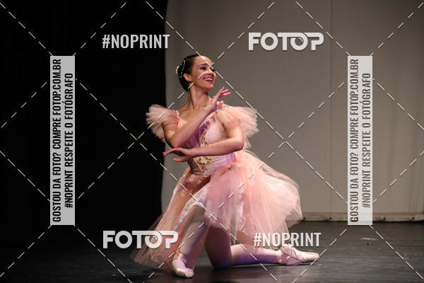 Buy your photos of the eventFORMATURA LILIAN GUMIEIRO on Fotop