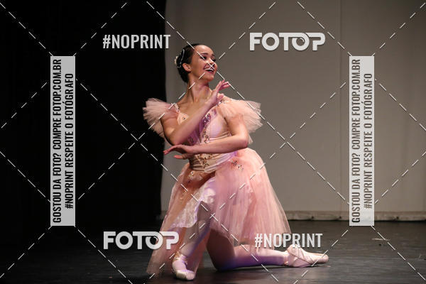 Buy your photos of the eventFORMATURA LILIAN GUMIEIRO on Fotop