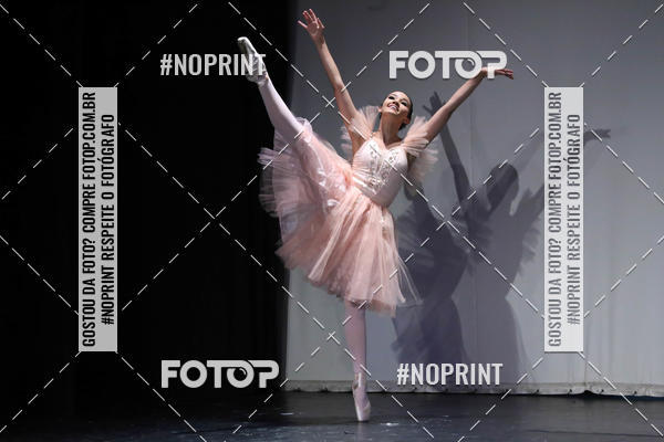 Buy your photos of the eventFORMATURA LILIAN GUMIEIRO on Fotop