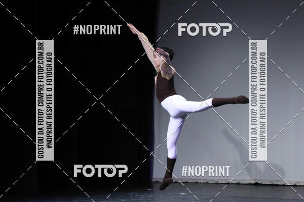 Buy your photos of the eventFORMATURA LILIAN GUMIEIRO on Fotop
