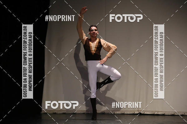 Buy your photos of the eventFORMATURA LILIAN GUMIEIRO on Fotop