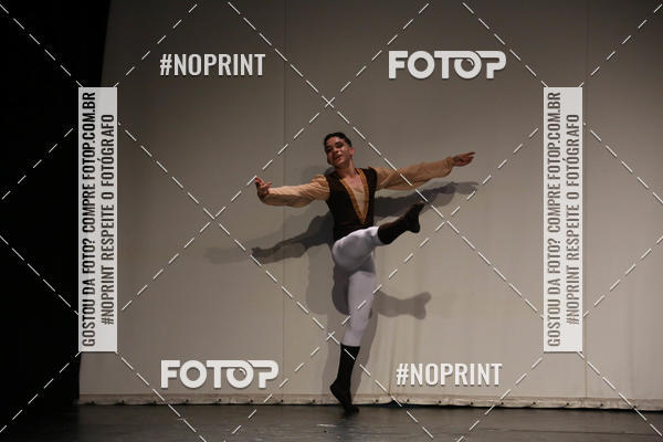 Buy your photos of the eventFORMATURA LILIAN GUMIEIRO on Fotop
