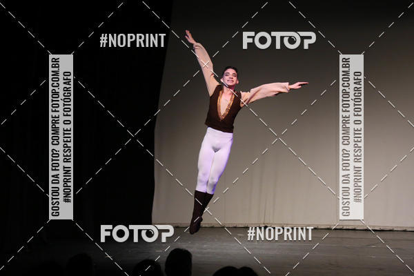 Buy your photos of the eventFORMATURA LILIAN GUMIEIRO on Fotop