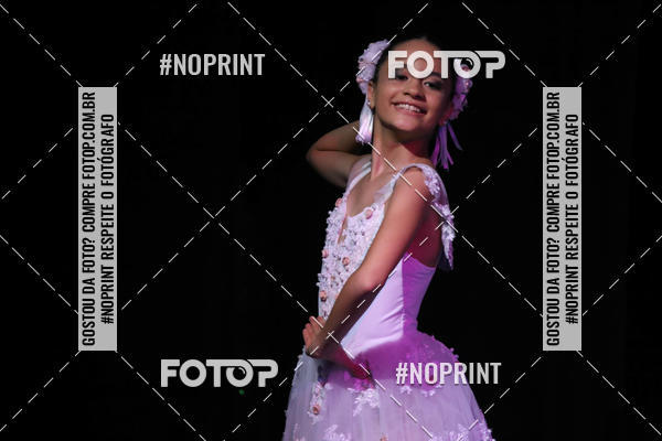 Buy your photos of the eventFORMATURA LILIAN GUMIEIRO on Fotop