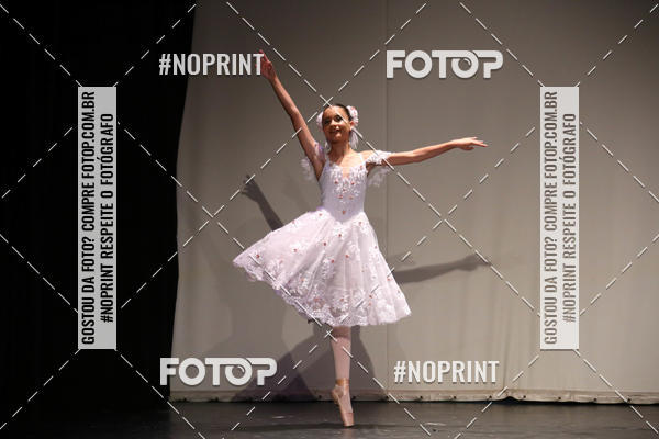 Buy your photos of the eventFORMATURA LILIAN GUMIEIRO on Fotop