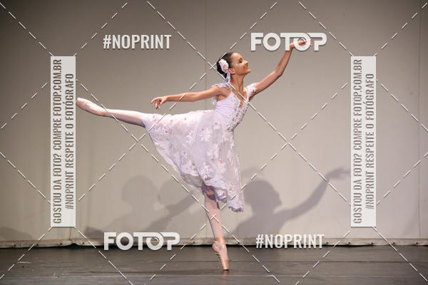 Buy your photos of the eventFORMATURA LILIAN GUMIEIRO on Fotop