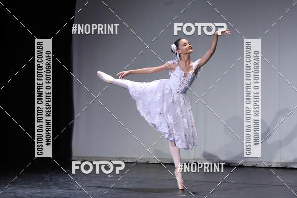 Buy your photos of the eventFORMATURA LILIAN GUMIEIRO on Fotop