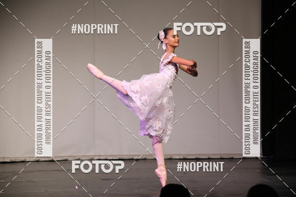 Buy your photos of the eventFORMATURA LILIAN GUMIEIRO on Fotop
