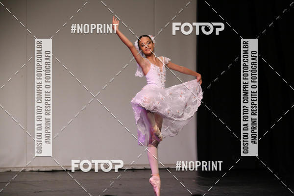 Buy your photos of the eventFORMATURA LILIAN GUMIEIRO on Fotop