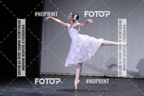 Buy your photos of the eventFORMATURA LILIAN GUMIEIRO on Fotop