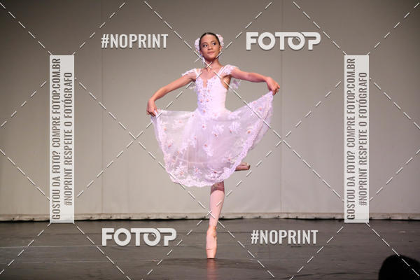 Buy your photos of the eventFORMATURA LILIAN GUMIEIRO on Fotop