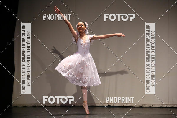 Buy your photos of the eventFORMATURA LILIAN GUMIEIRO on Fotop