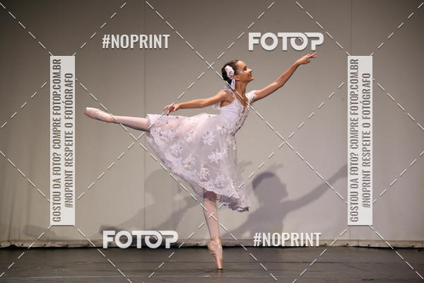 Buy your photos of the eventFORMATURA LILIAN GUMIEIRO on Fotop