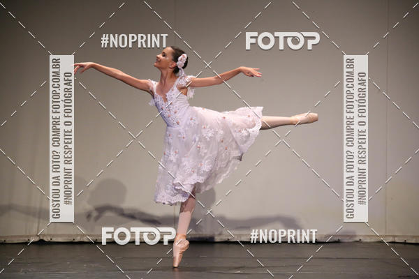 Buy your photos of the eventFORMATURA LILIAN GUMIEIRO on Fotop