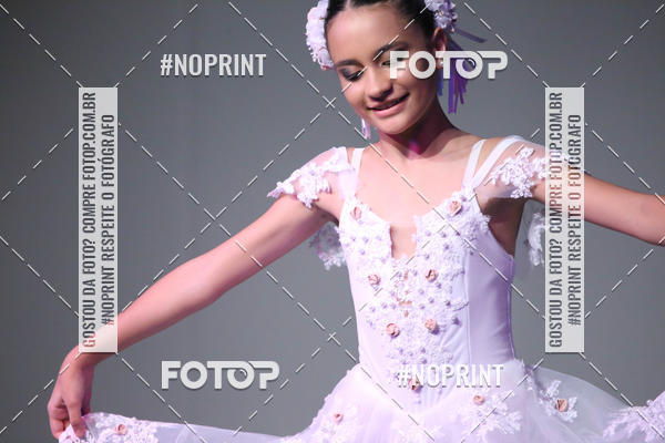 Buy your photos of the eventFORMATURA LILIAN GUMIEIRO on Fotop