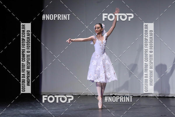 Buy your photos of the eventFORMATURA LILIAN GUMIEIRO on Fotop