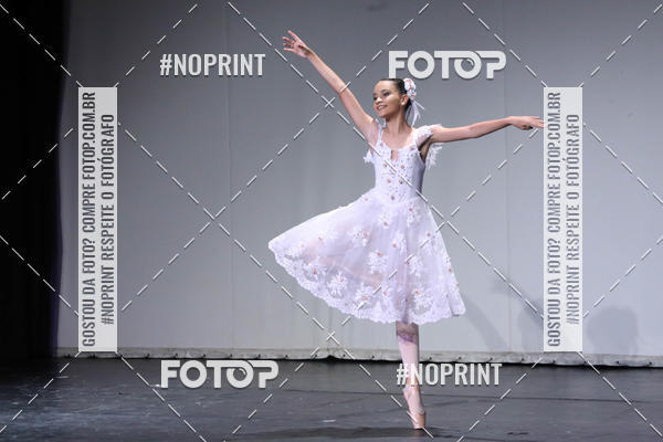 Buy your photos of the eventFORMATURA LILIAN GUMIEIRO on Fotop