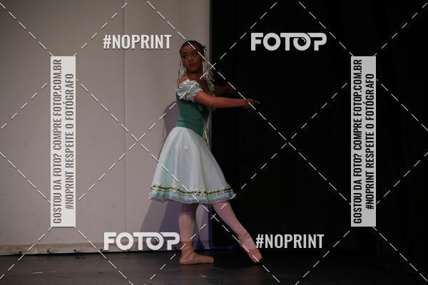 Buy your photos of the eventFORMATURA LILIAN GUMIEIRO on Fotop