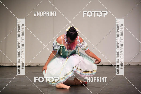 Buy your photos of the eventFORMATURA LILIAN GUMIEIRO on Fotop