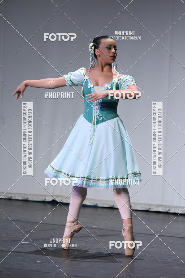 Buy your photos of the eventFORMATURA LILIAN GUMIEIRO on Fotop
