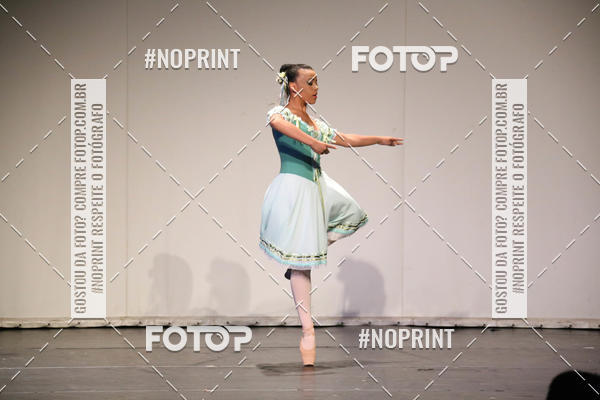 Buy your photos of the eventFORMATURA LILIAN GUMIEIRO on Fotop