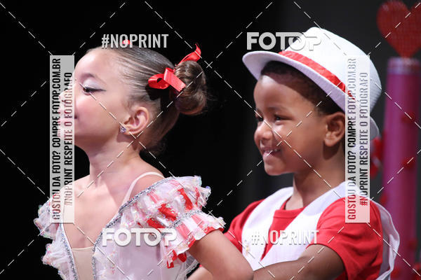 Buy your photos of the eventFORMATURA LILIAN GUMIEIRO on Fotop