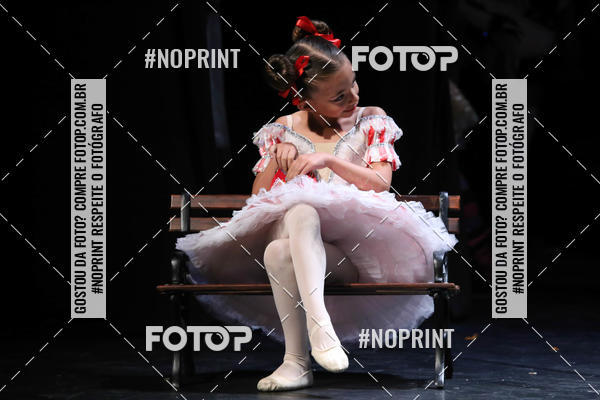 Buy your photos of the eventFORMATURA LILIAN GUMIEIRO on Fotop
