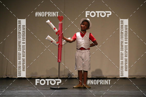 Buy your photos of the eventFORMATURA LILIAN GUMIEIRO on Fotop