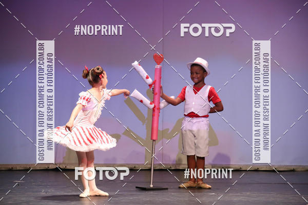 Buy your photos of the eventFORMATURA LILIAN GUMIEIRO on Fotop