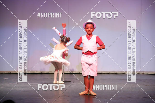 Buy your photos of the eventFORMATURA LILIAN GUMIEIRO on Fotop