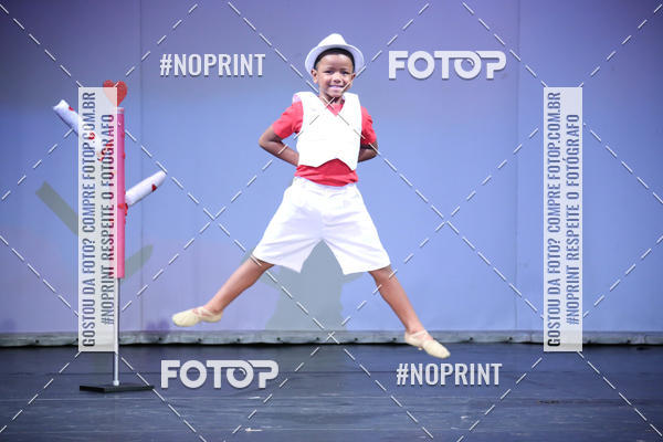 Buy your photos of the eventFORMATURA LILIAN GUMIEIRO on Fotop