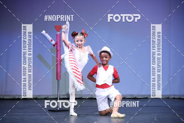 Buy your photos of the eventFORMATURA LILIAN GUMIEIRO on Fotop