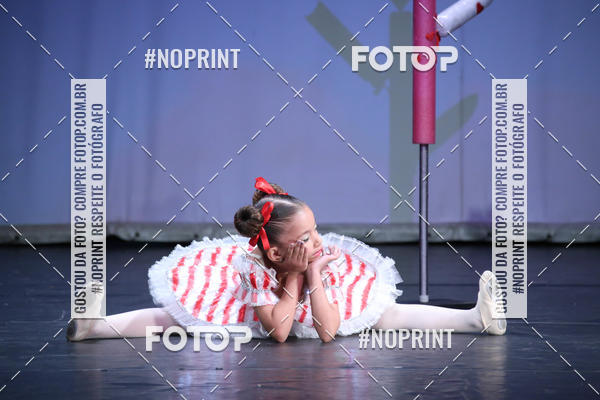 Buy your photos of the eventFORMATURA LILIAN GUMIEIRO on Fotop