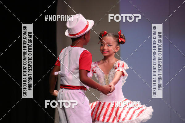 Buy your photos of the eventFORMATURA LILIAN GUMIEIRO on Fotop