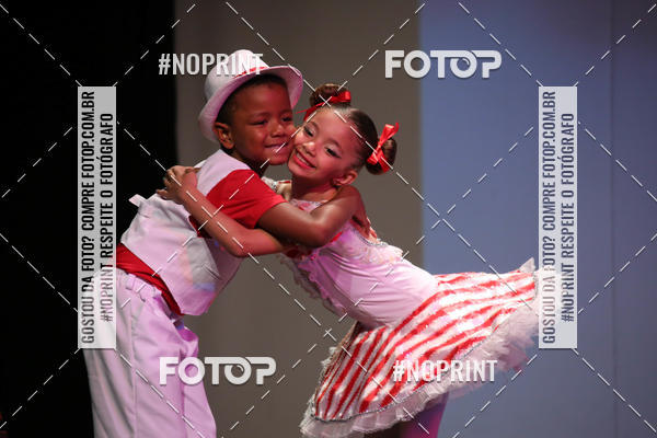 Buy your photos of the eventFORMATURA LILIAN GUMIEIRO on Fotop