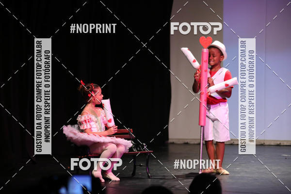 Buy your photos of the eventFORMATURA LILIAN GUMIEIRO on Fotop