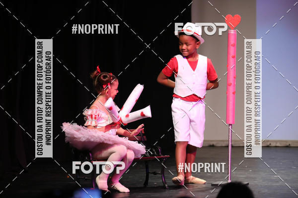 Buy your photos of the eventFORMATURA LILIAN GUMIEIRO on Fotop