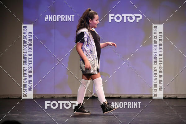 Buy your photos of the eventFORMATURA LILIAN GUMIEIRO on Fotop