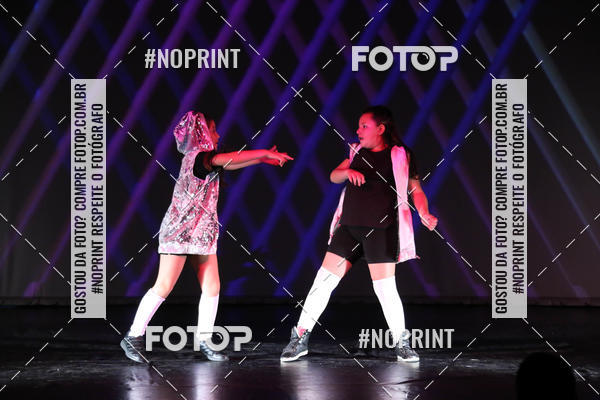Buy your photos of the eventFORMATURA LILIAN GUMIEIRO on Fotop