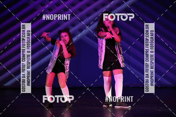 Buy your photos of the eventFORMATURA LILIAN GUMIEIRO on Fotop